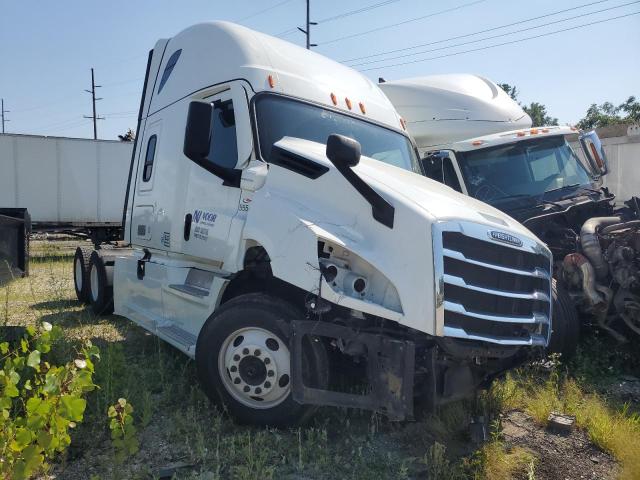 Global Auto Auctions: 2022 FREIGHTLINER CASCAIA126