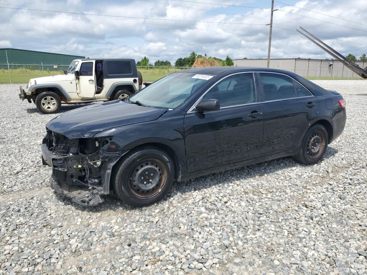 TOYOTA CAMRY BASE