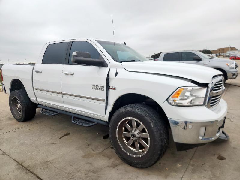 2016 RAM 1500 SLT 3C6RR6LT9GG388140