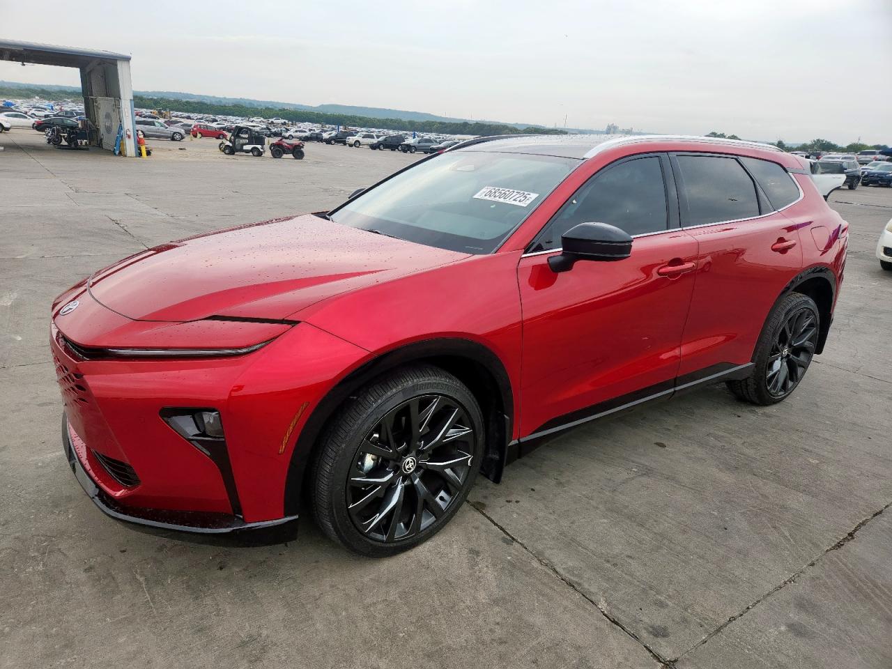 TOYOTA CROWN XLE
