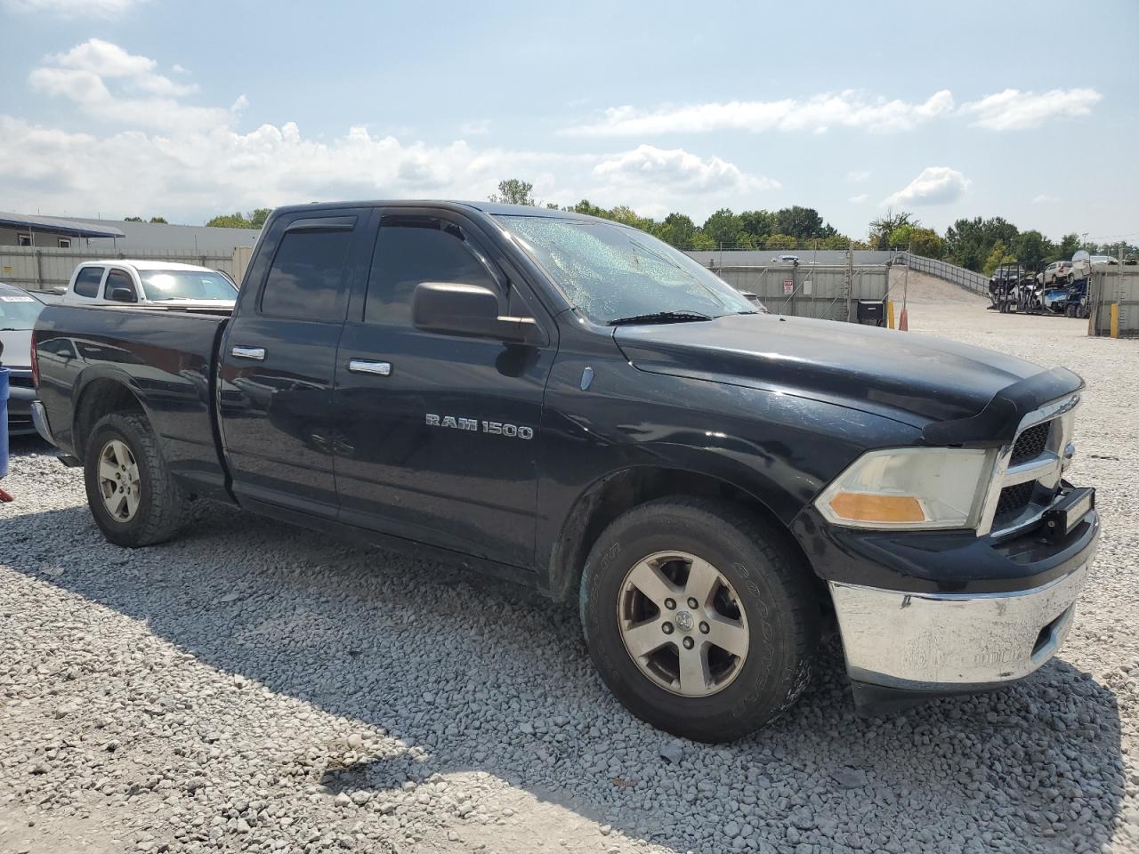 DODGE RAM 1500 SLT