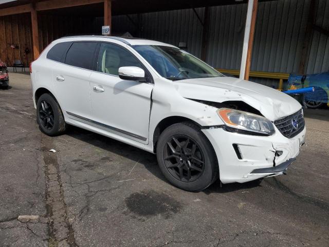 2016 VOLVO XC60 T5 PR YV4612RK3G2839224