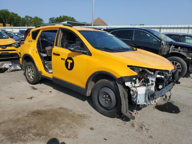 2018 TOYOTA RAV4 HV LE JTMRJREV8JD184644