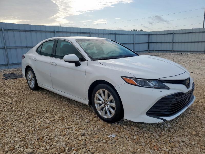 2018 TOYOTA CAMRY L 4T1B11HK5JU591384