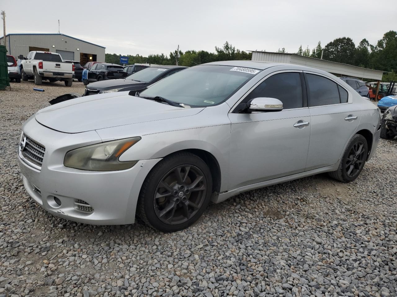 NISSAN MAXIMA S