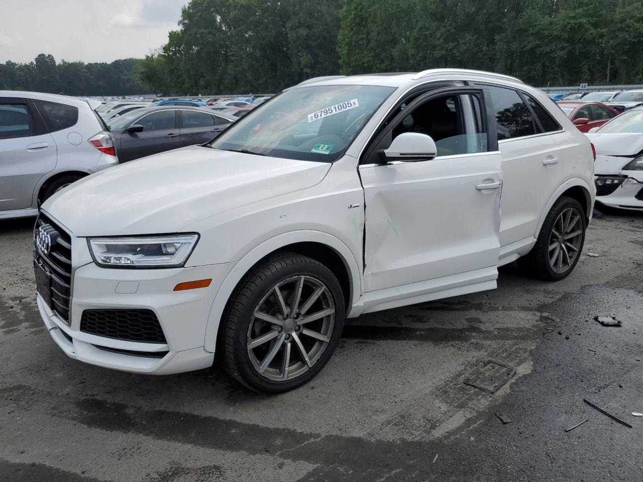 AUDI Q3 PREMIUM PLUS