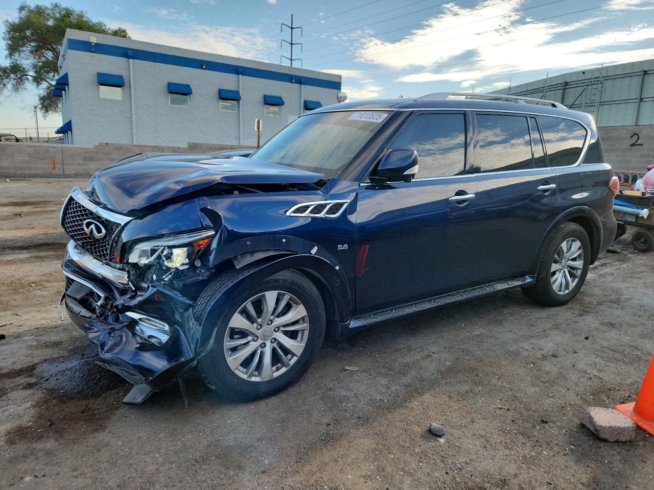 INFINITI QX80 BASE
