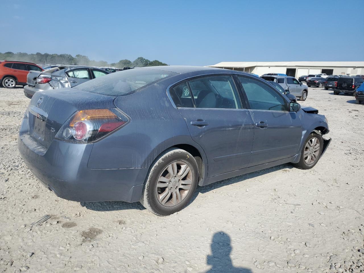 NISSAN ALTIMA BASE