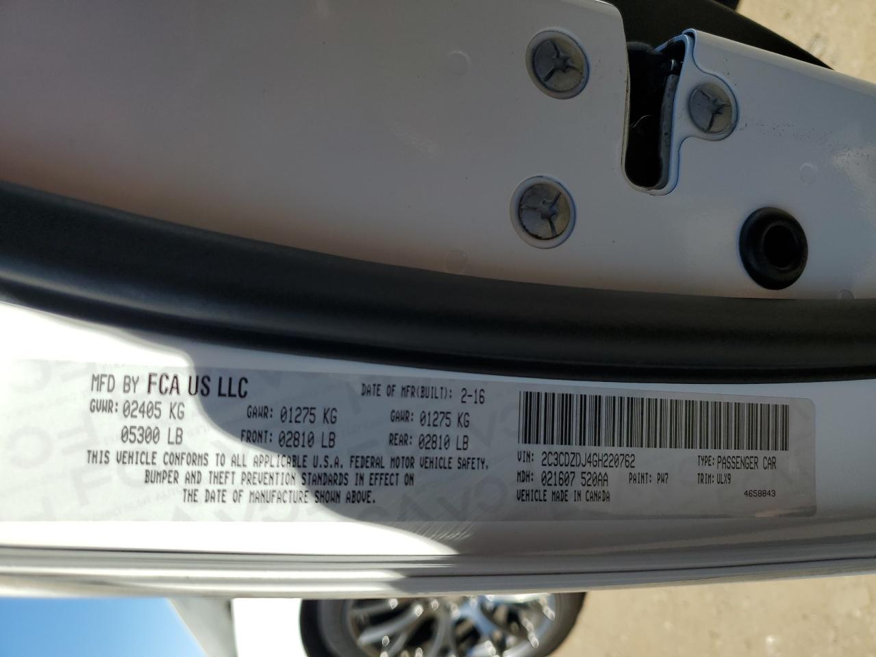 DODGE CHALLENGER SRT 392