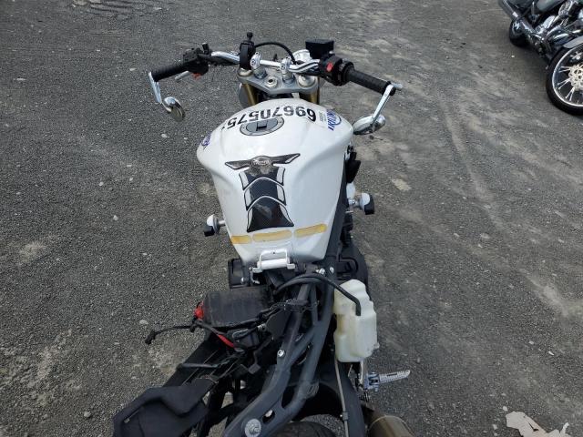 2011 TRIUMPH MOTORCYCLE STREET TRIPLE 675 SMTD01NE9BJ451521