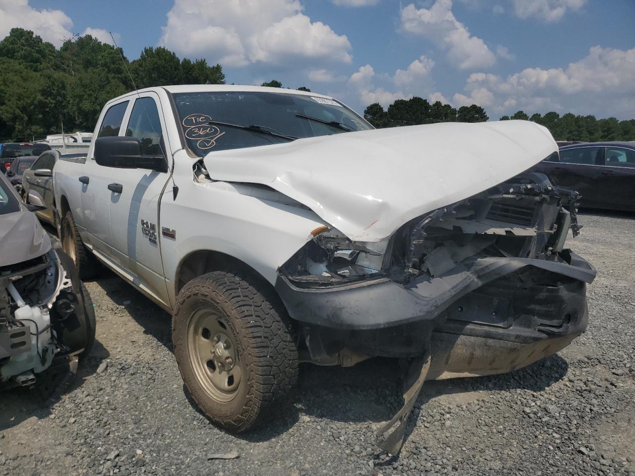 Lot #3215924786 2019 RAM 1500 CLASS