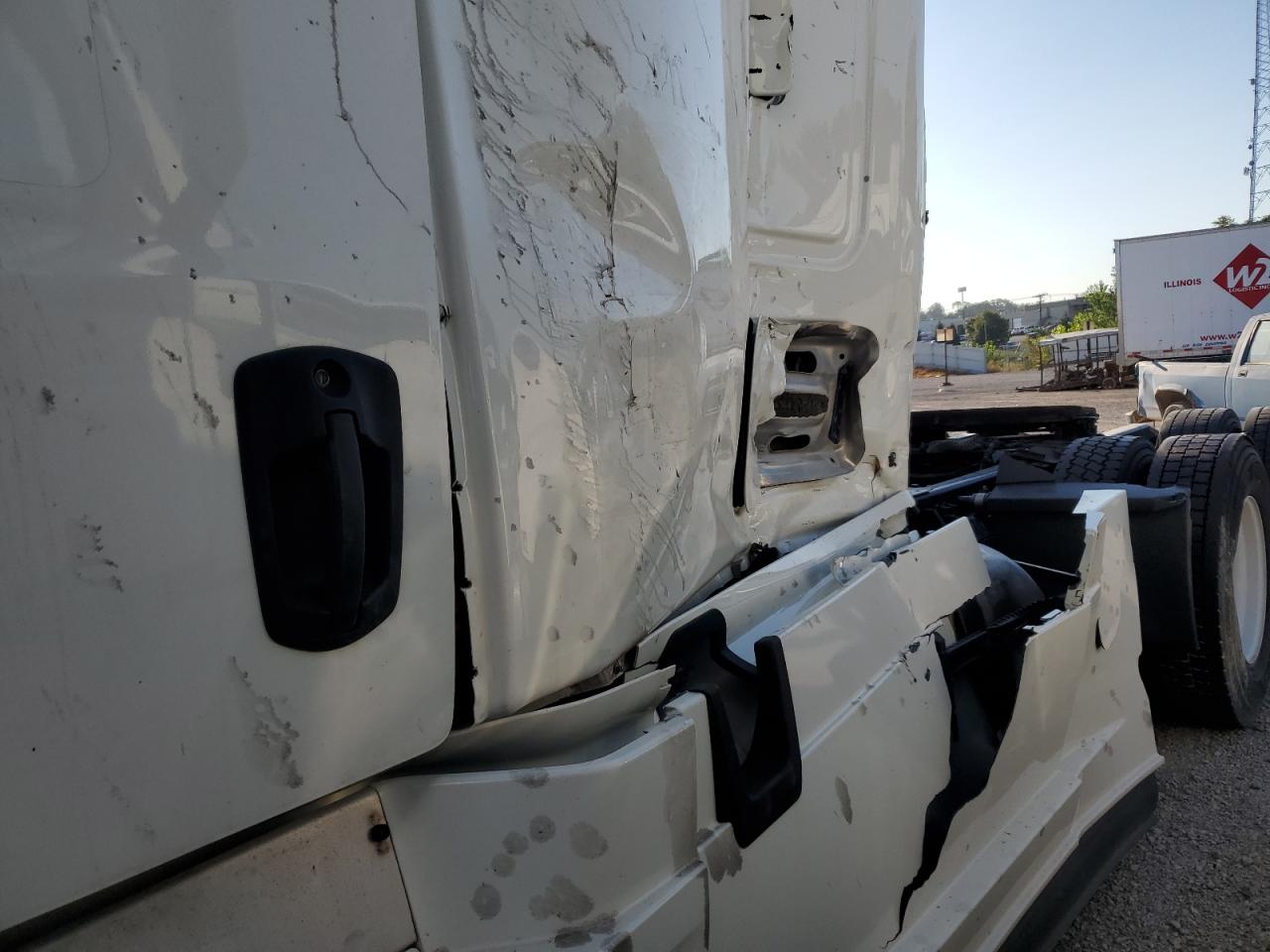 Lot #3269793686 2022 FREIGHTLINER CASCADIA 1