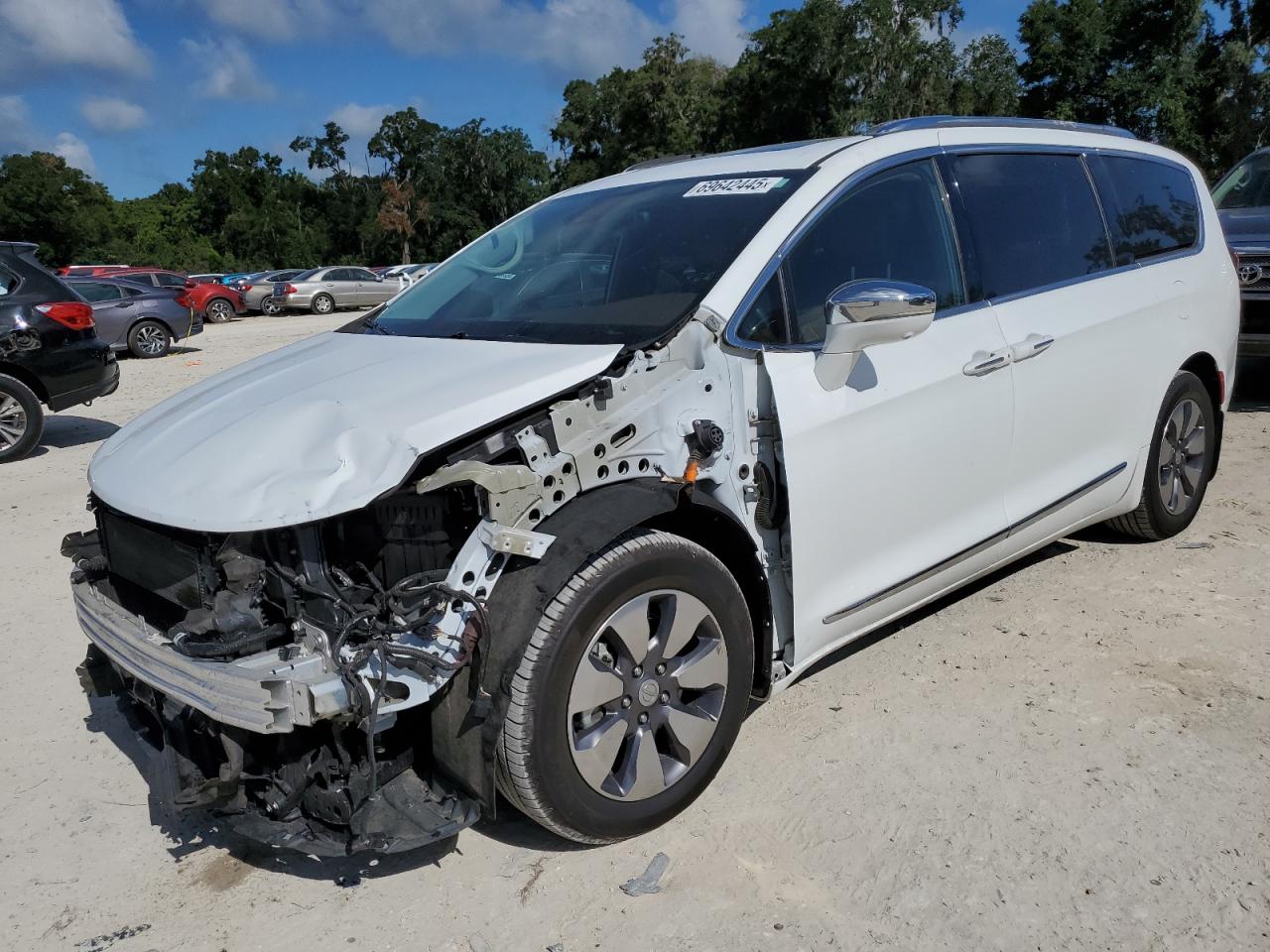 CHRYSLER PACIFICA HYBRID LIMITED