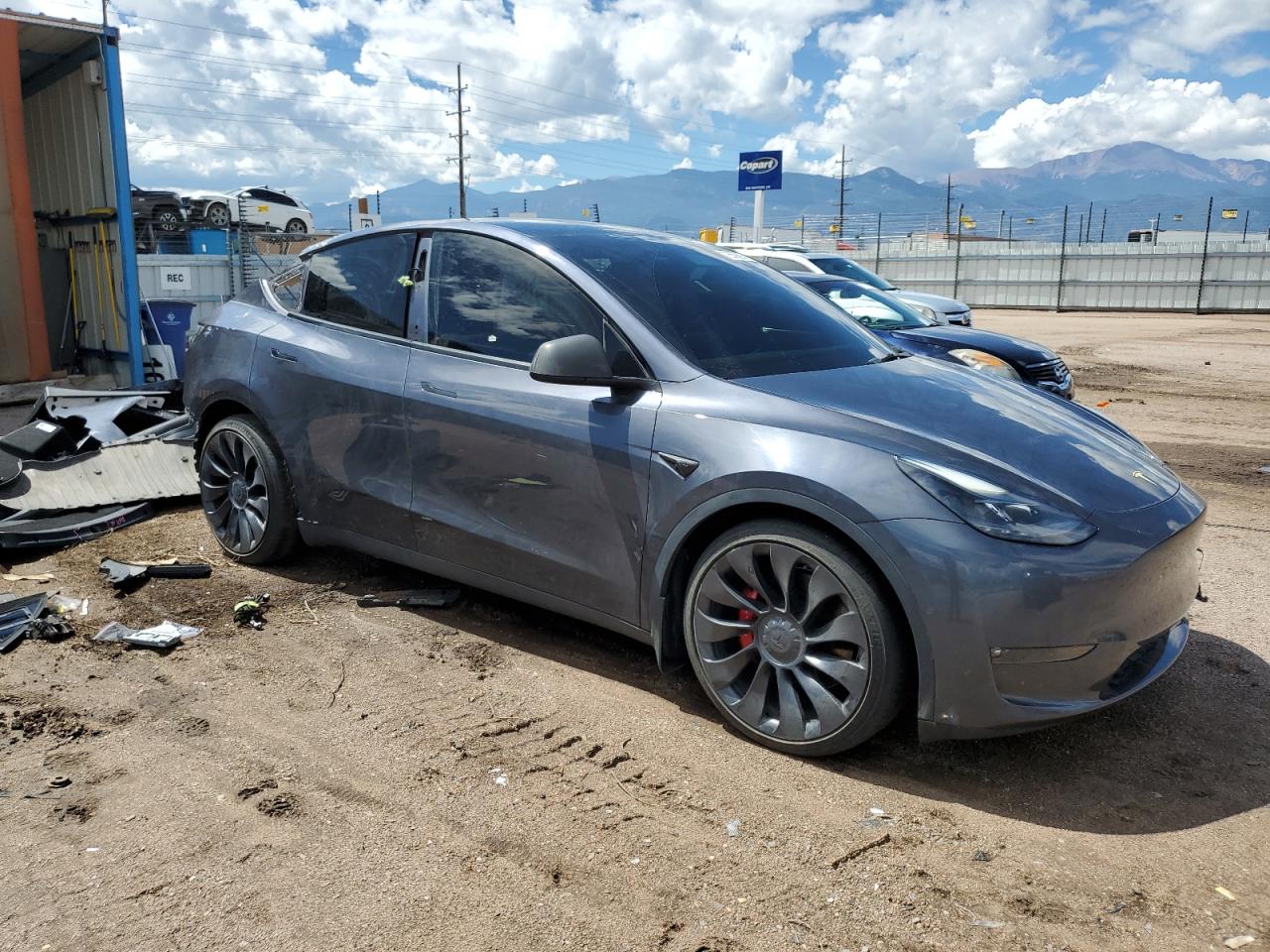 TESLA MODEL Y