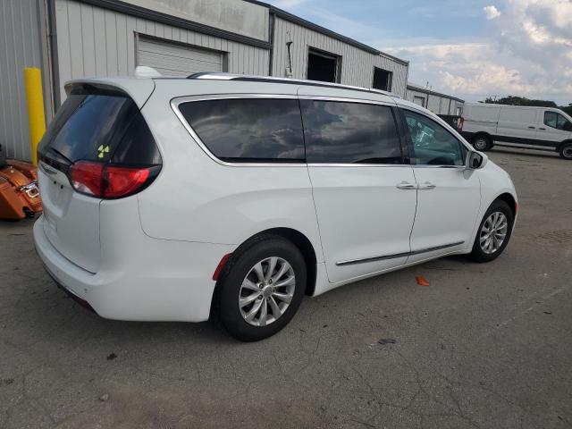 2019 CHRYSLER PACIFICA TOURING L 2C4RC1BG9KR537375