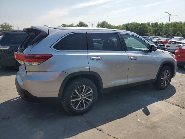 2019 TOYOTA HIGHLANDER 5TDKZRFH8KS555407