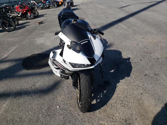 2016 HONDA CBR600 RR JH2PC40J0GK200274