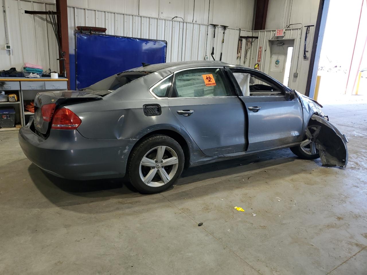 VOLKSWAGEN PASSAT SE