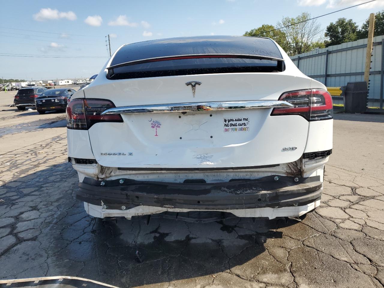 TESLA MODEL X