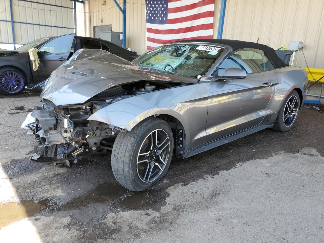 FORD MUSTANG