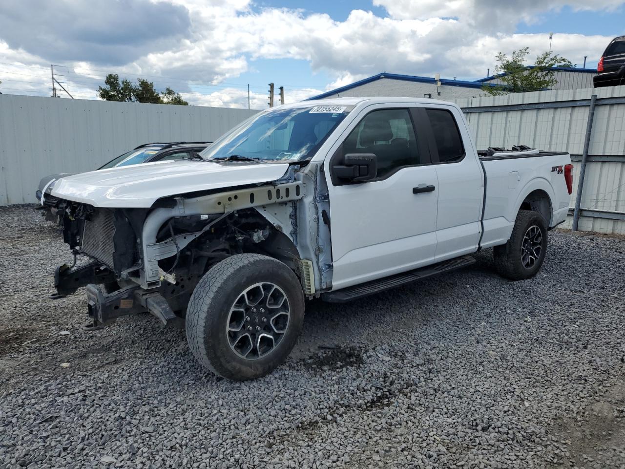 FORD F-150 SUPER CAB