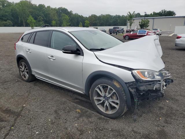 2018 VOLVO V60 CROSS YV440MWK1J2053598