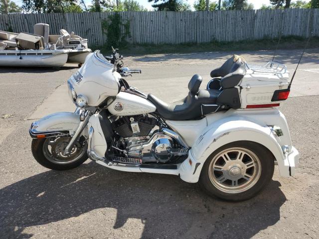 2004 HARLEY-DAVIDSON FLHTCUI 1HD1FCW124Y606409