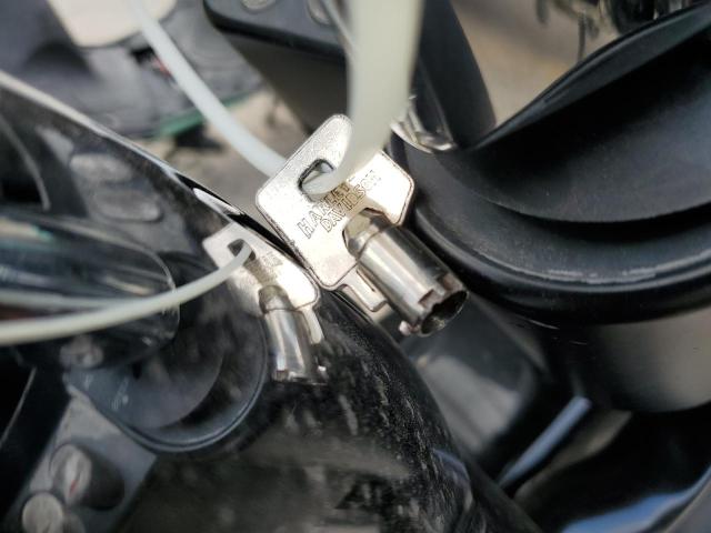 2010 HARLEY-DAVIDSON FLHX 1HD1KB417AB618577