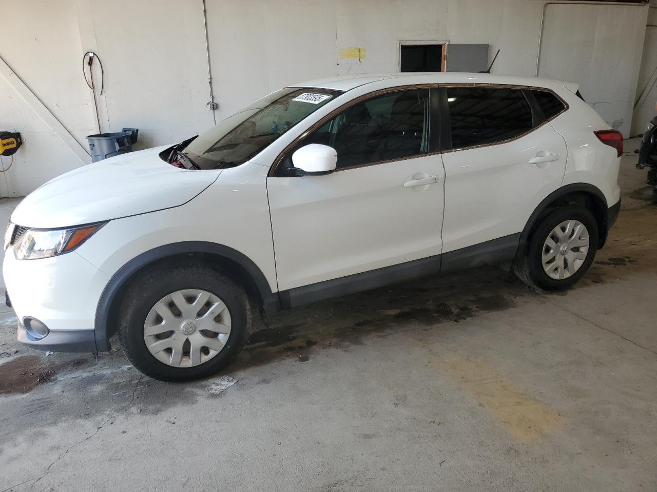 NISSAN ROGUE SPORT S