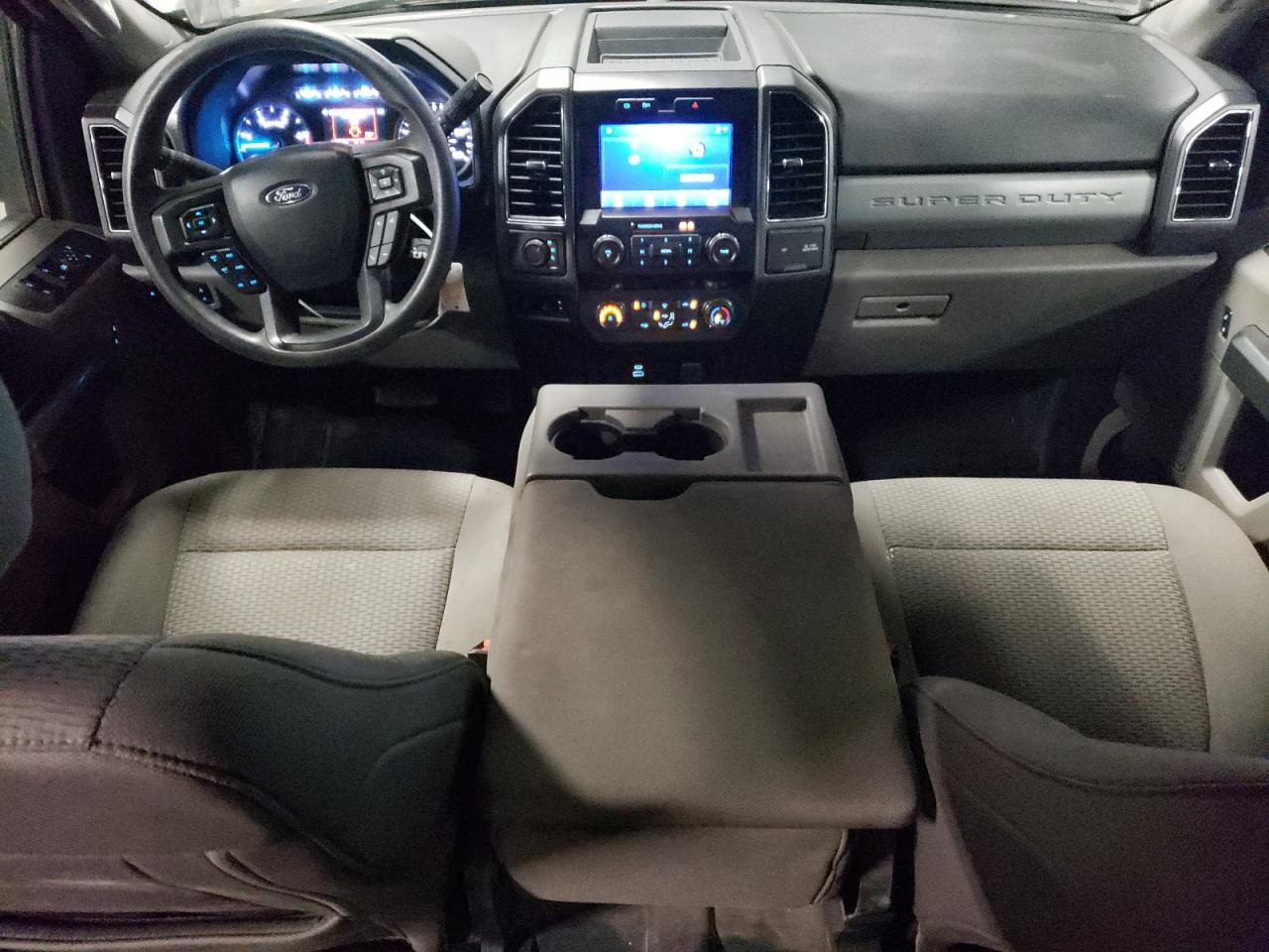 FORD F-550 SUPER DUTY