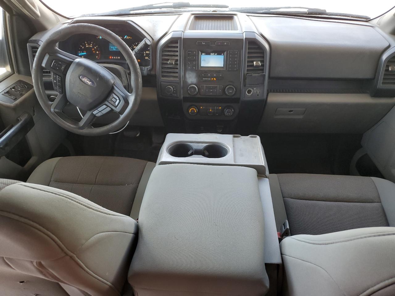 FORD F-150 SUPER CAB