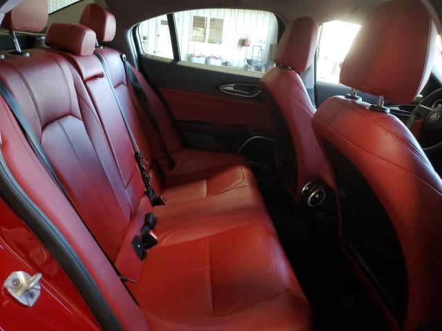 2018 ALFA ROMEO GIULIA Q4 ZARFAEDN1J7572896