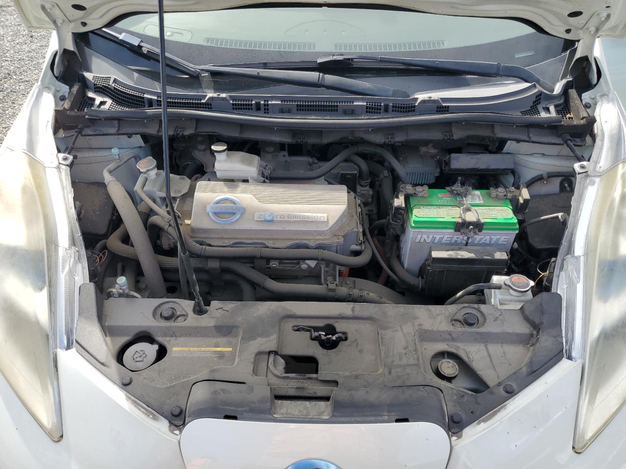 NISSAN LEAF SV