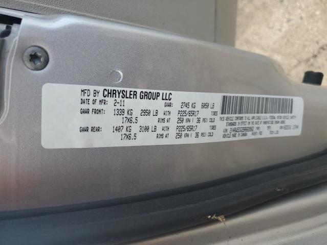 2011 VOLKSWAGEN ROUTAN SEL - 2V4RW5DG2BR669962