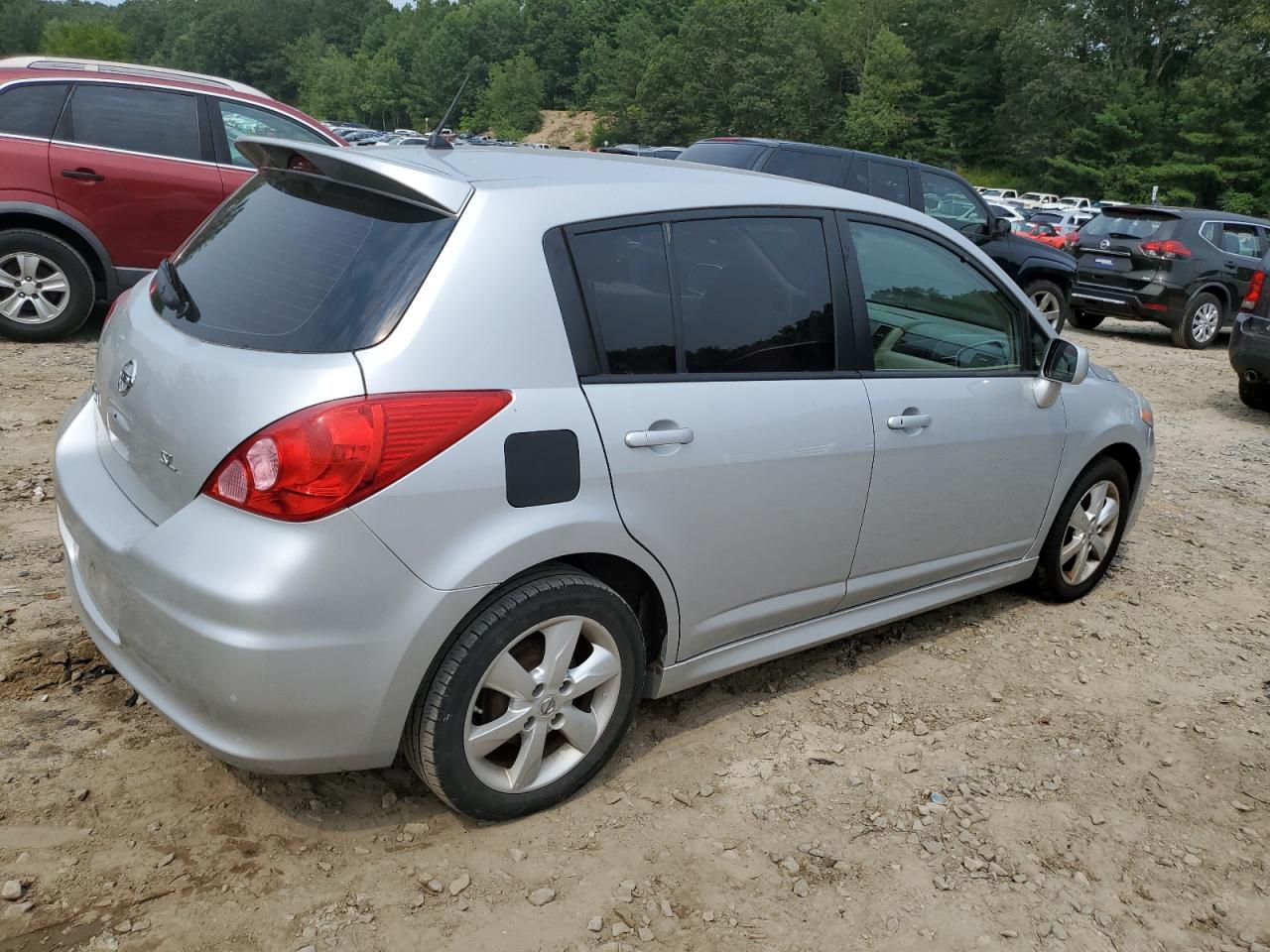 NISSAN VERSA S