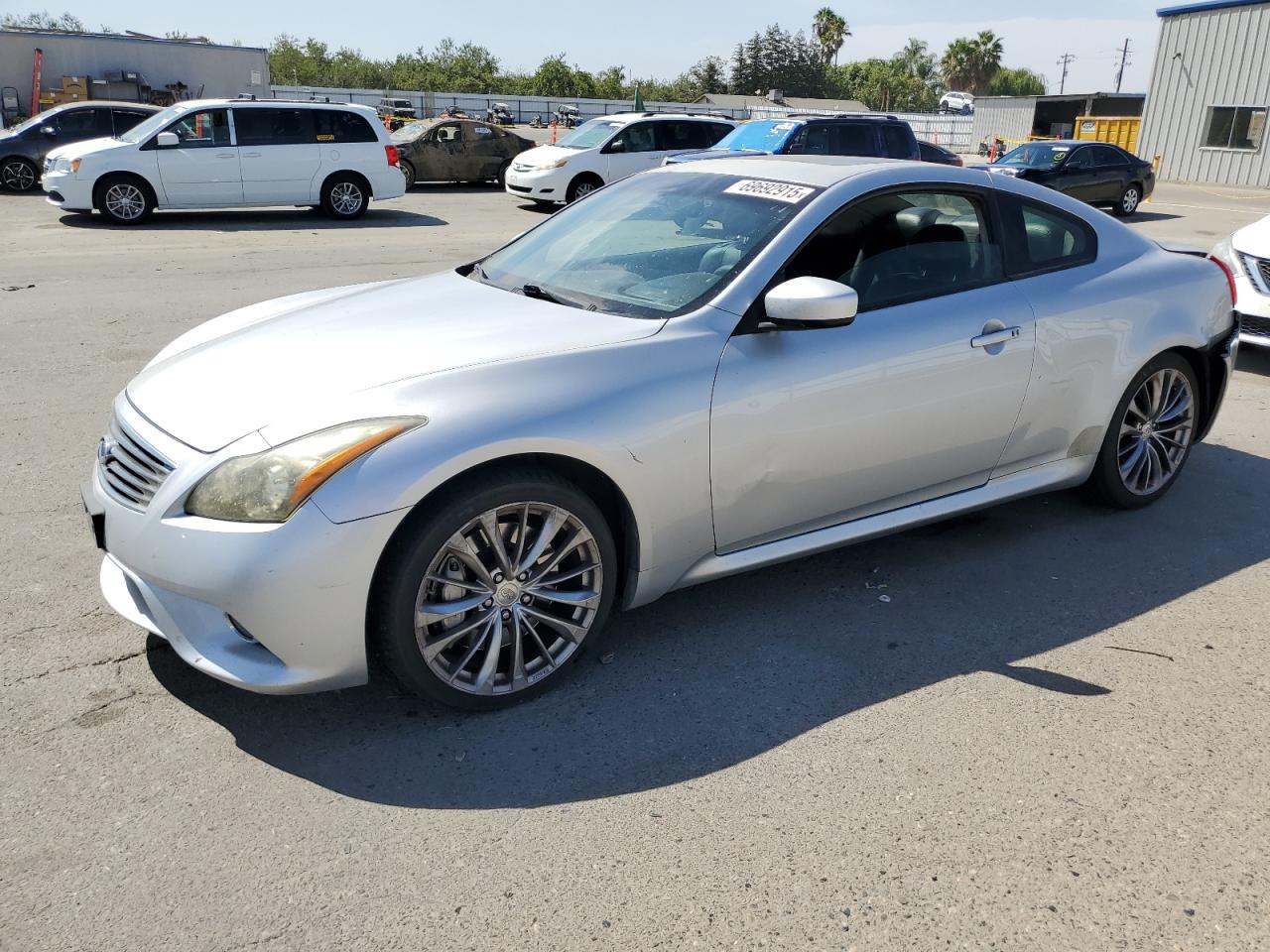 INFINITI G37 BASE