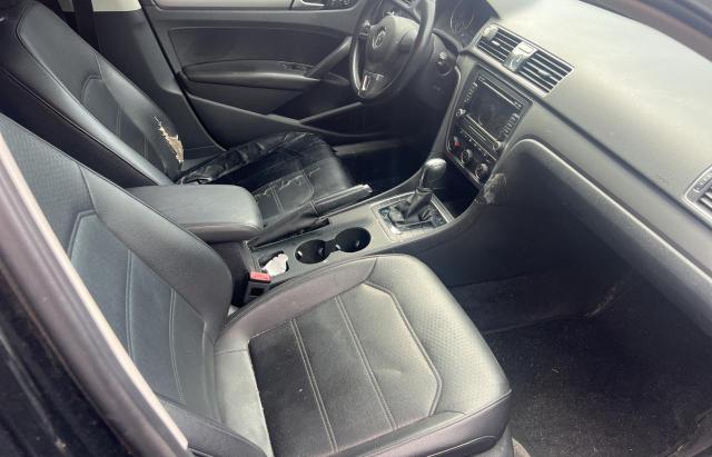 2015 VOLKSWAGEN PASSAT S 1VWAT7A34FC093056