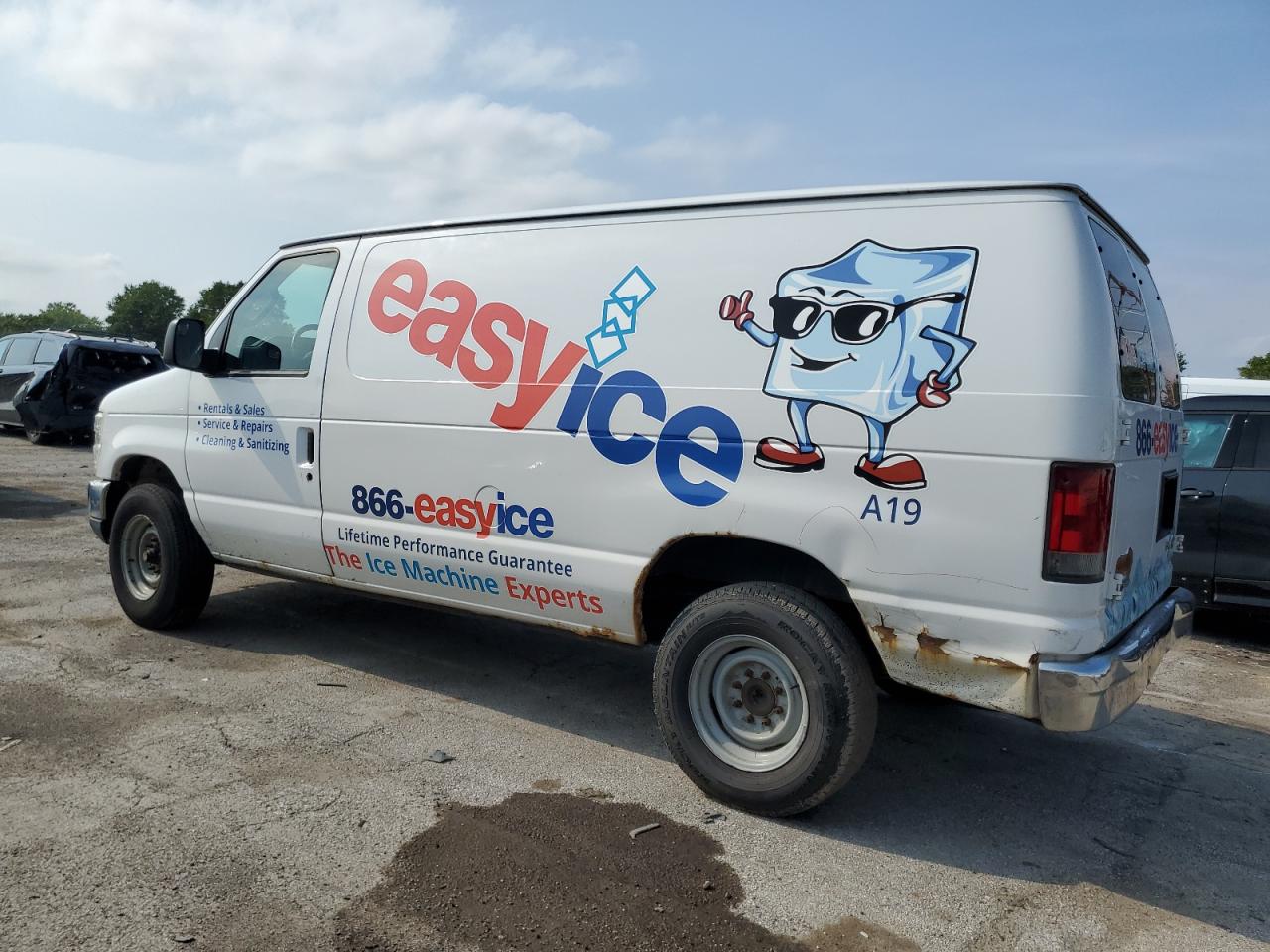 FORD ECONOLINE E250 VAN