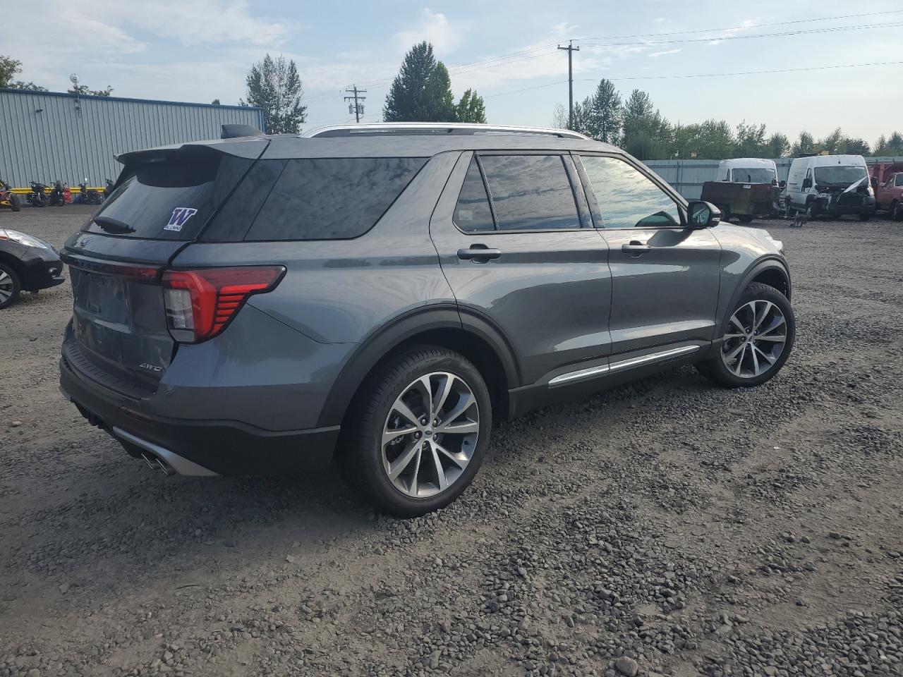 FORD EXPLORER PLATINUM