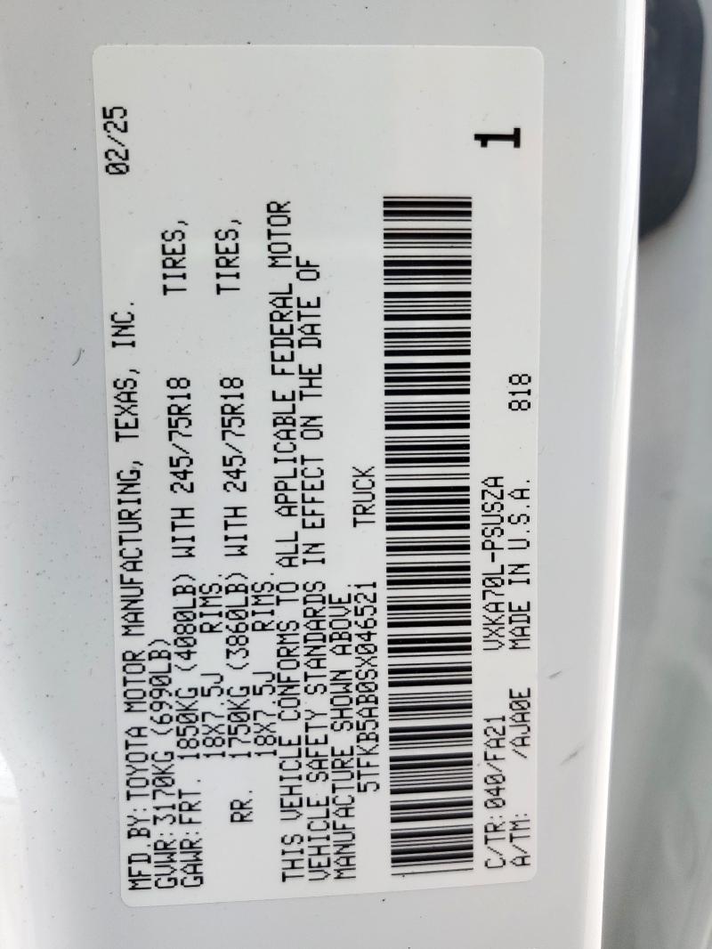 2025 TOYOTA TUNDRA CRE 5TFKB5AB0SX046521