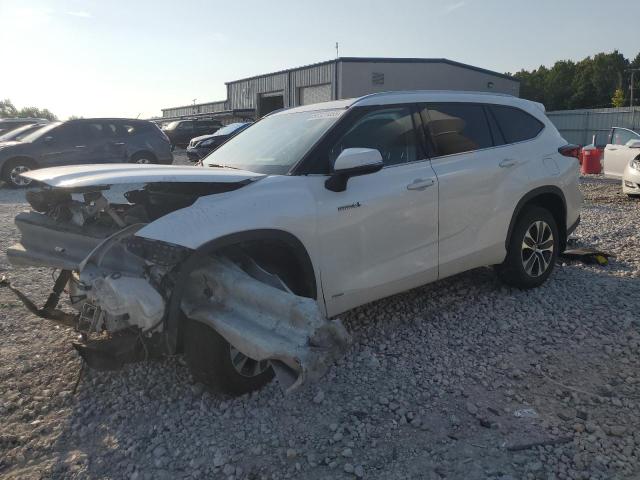TOYOTA HIGHLANDER