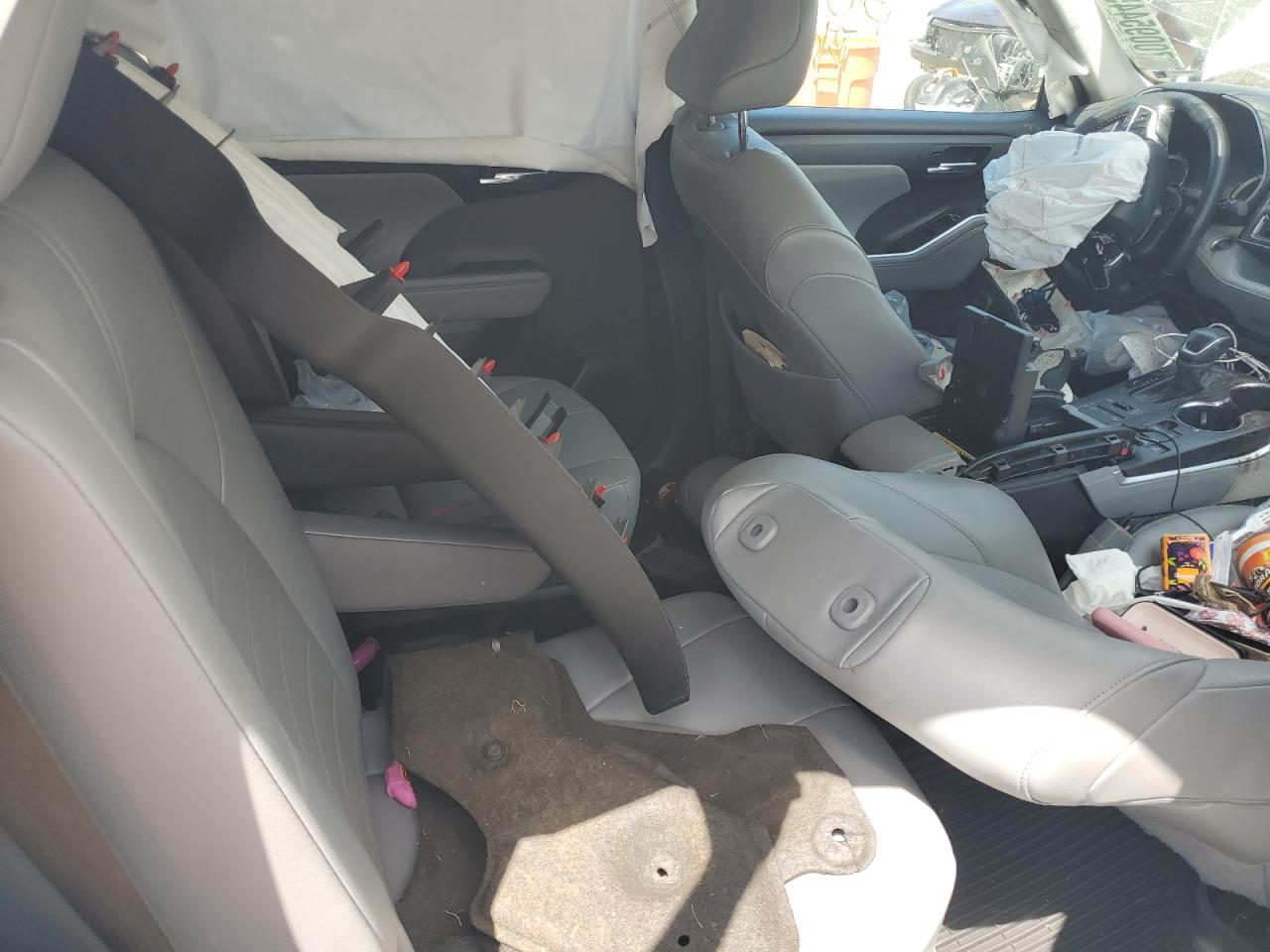 TOYOTA HIGHLANDER XLE