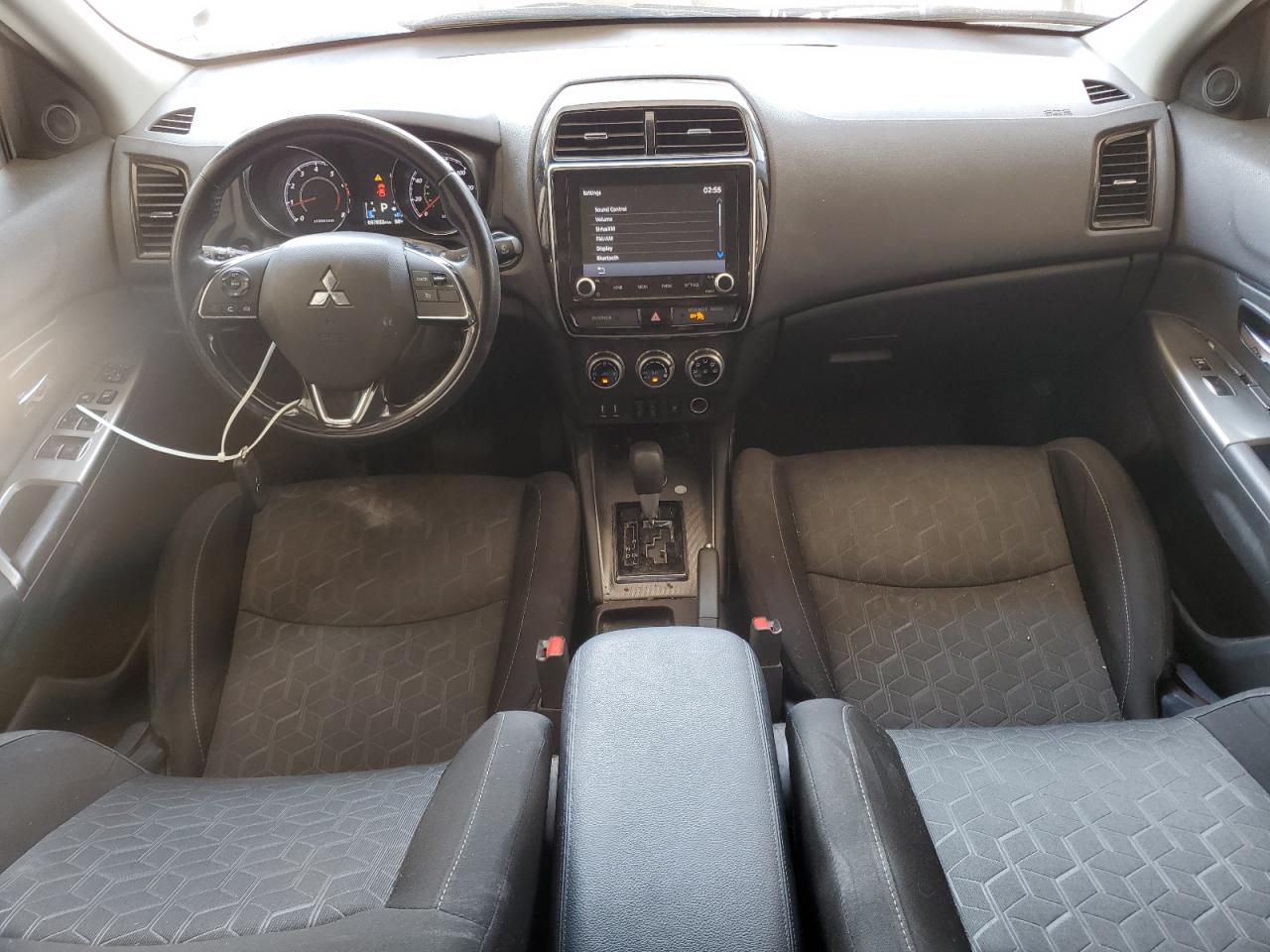 MITSUBISHI OUTLANDER ES