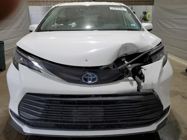 2022 TOYOTA SIENNA LE 5TDKRKEC8NS111199