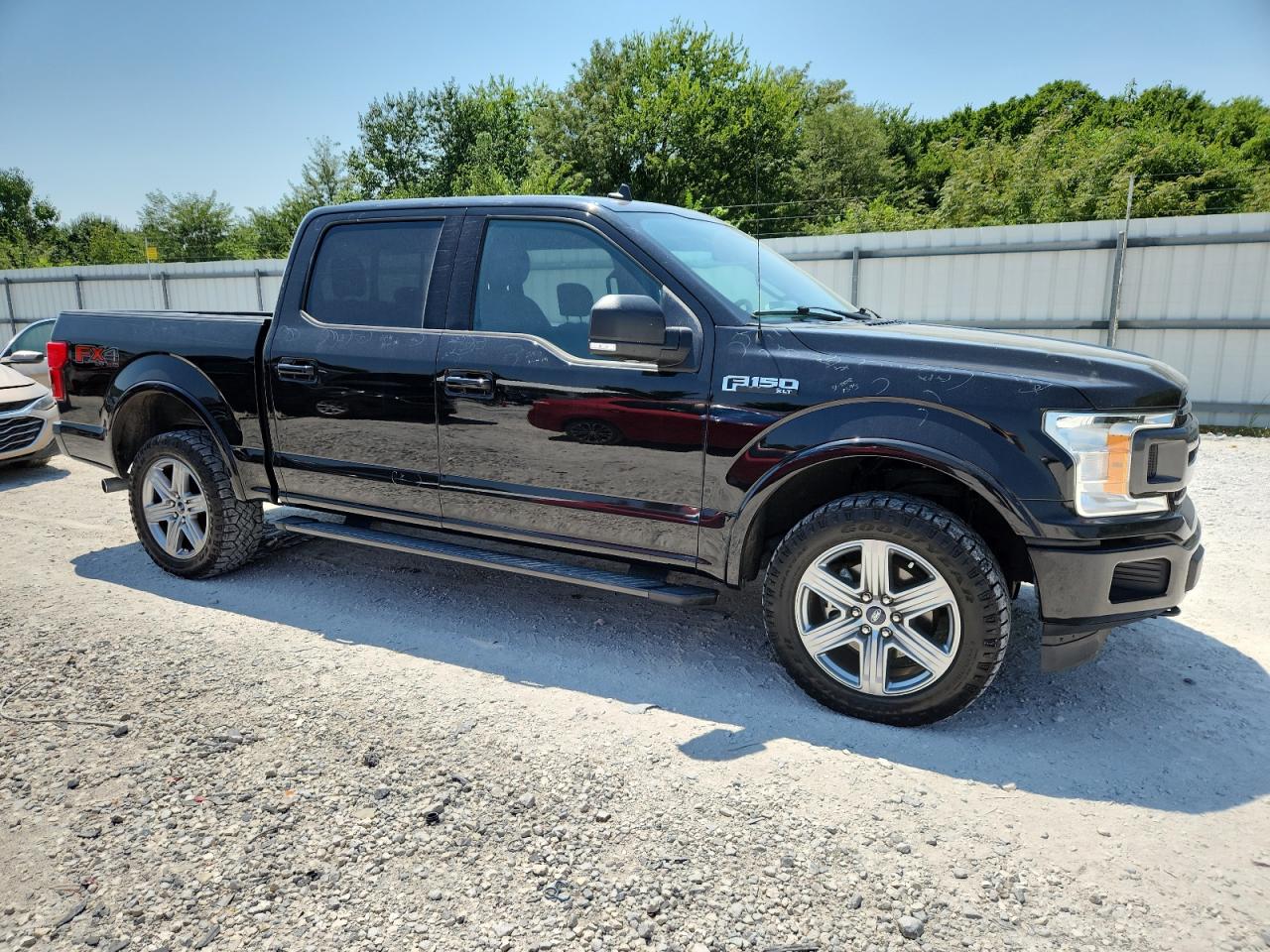 FORD F-150 SUPERCREW