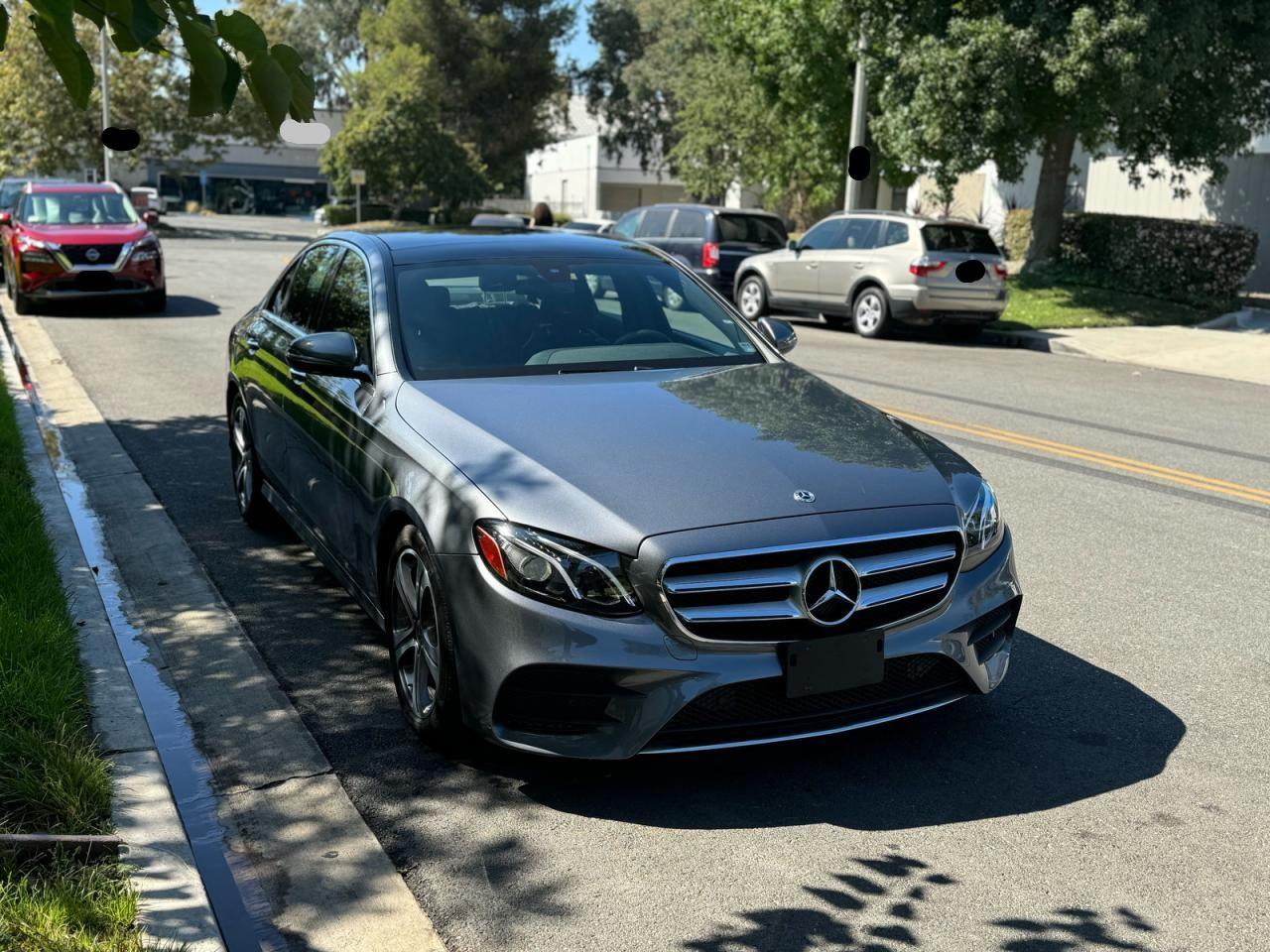 MERCEDES-BENZ E-CLASS 300