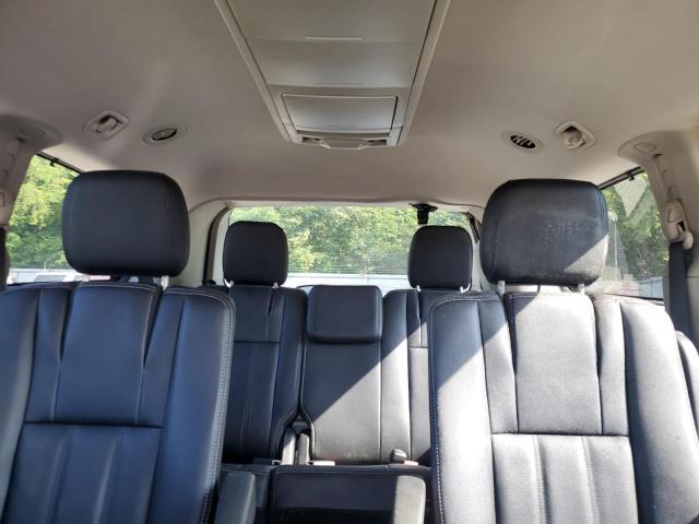 2016 CHRYSLER TOWN & COU 2C4RC1BG2GR199986
