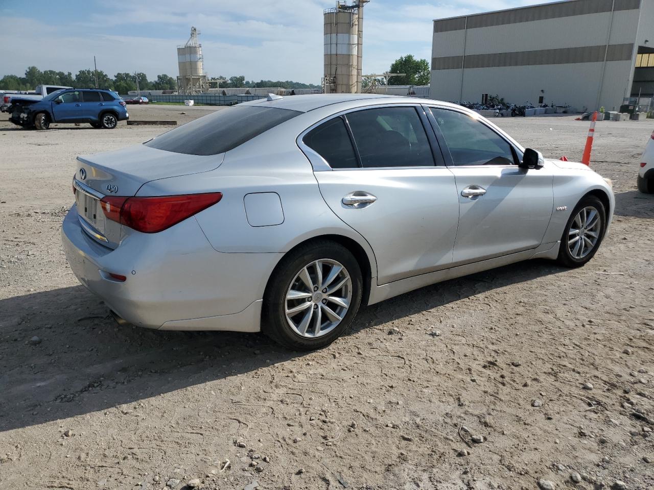 INFINITI Q50 HYBRID PREMIUM
