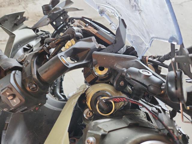 2024 KAWASAKI EX650 R ML5EXER15RDAD2208