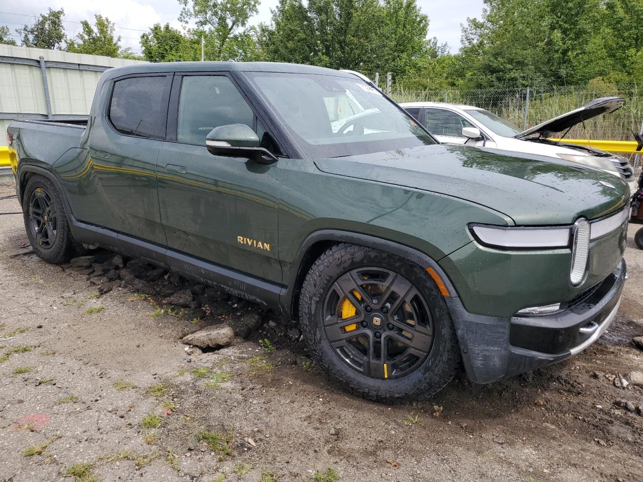 RIVIAN R1T LAUNCH EDITION